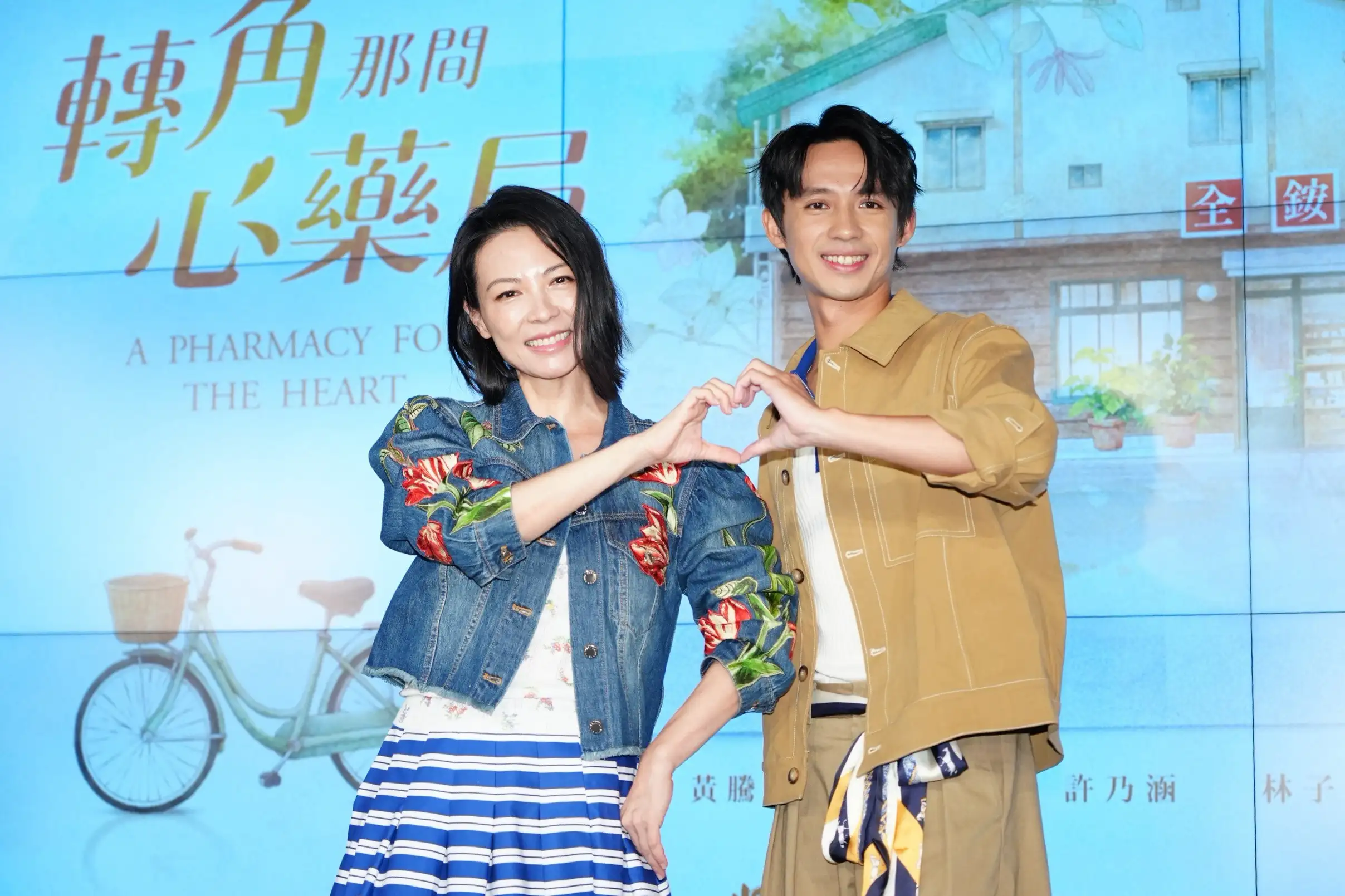 陳孝萱劇中飾演儲太太、洪毓璟飾演罹患思覺失調症的周標。(圖/記者陳明中攝)