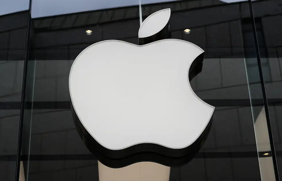 蘋果公司(Apple)傳出正籌備重返企業級伺服器市場,計畫推出專為人工智慧(AI)推理設計的旗艦硬體產品。(圖/達志影像)