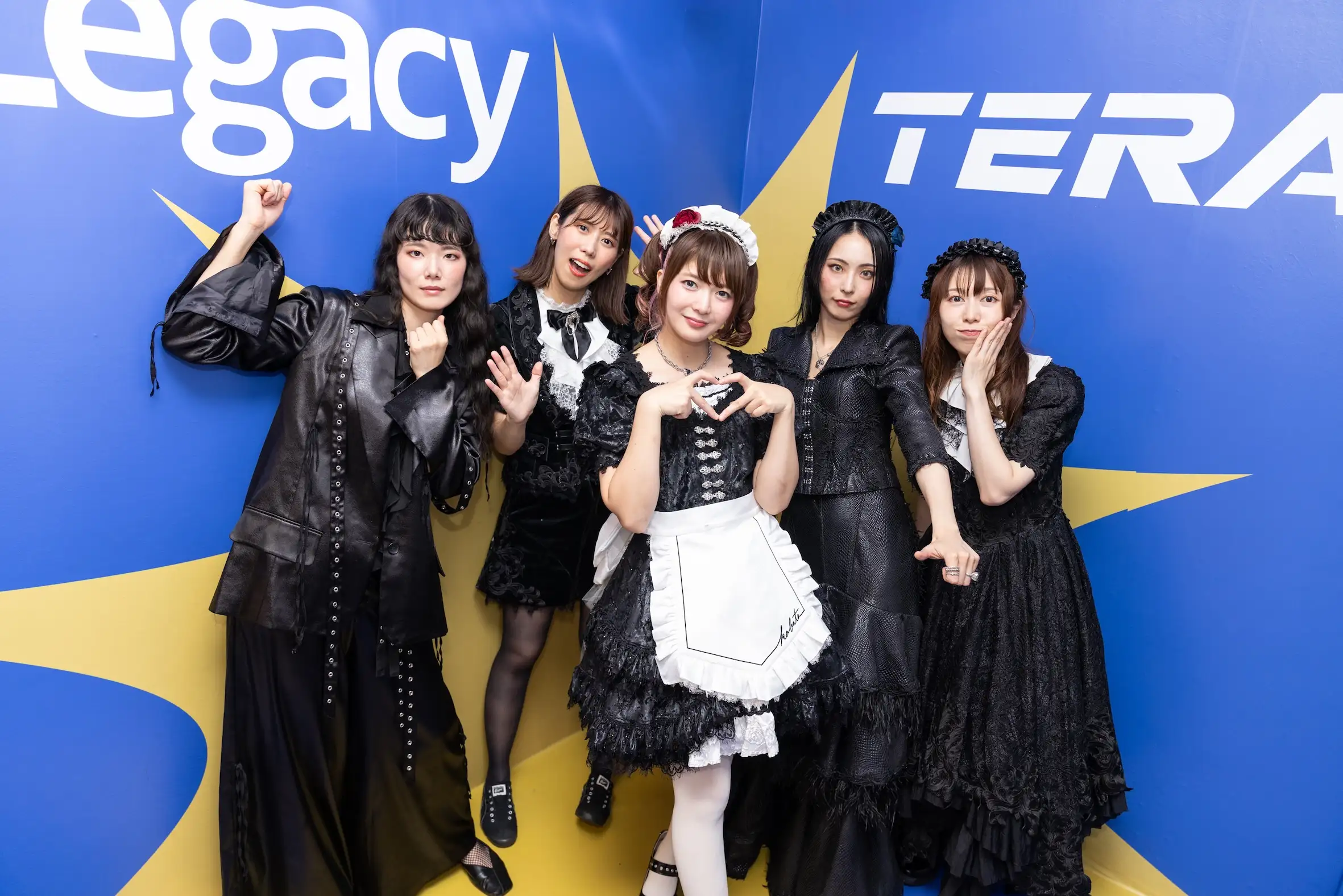 日本女子樂團BAND-MAID睽違7年在台北舉辦單獨專場演出,現場帶來20首歌曲並與歌迷相約2028年見。(圖/Welcome Music、COJKSSP提供)