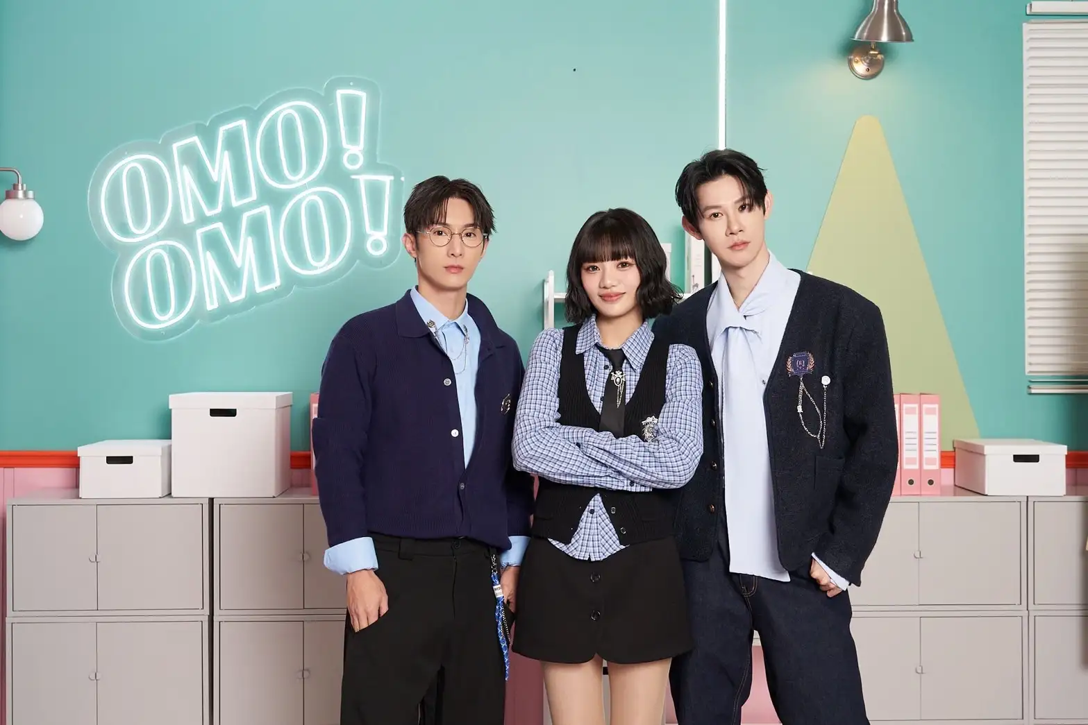 阿本(左起)、木木、夏和熙在節目《OMO調查局》分享演藝圈試鏡經歷與生存之道。(圖/快電商提供)