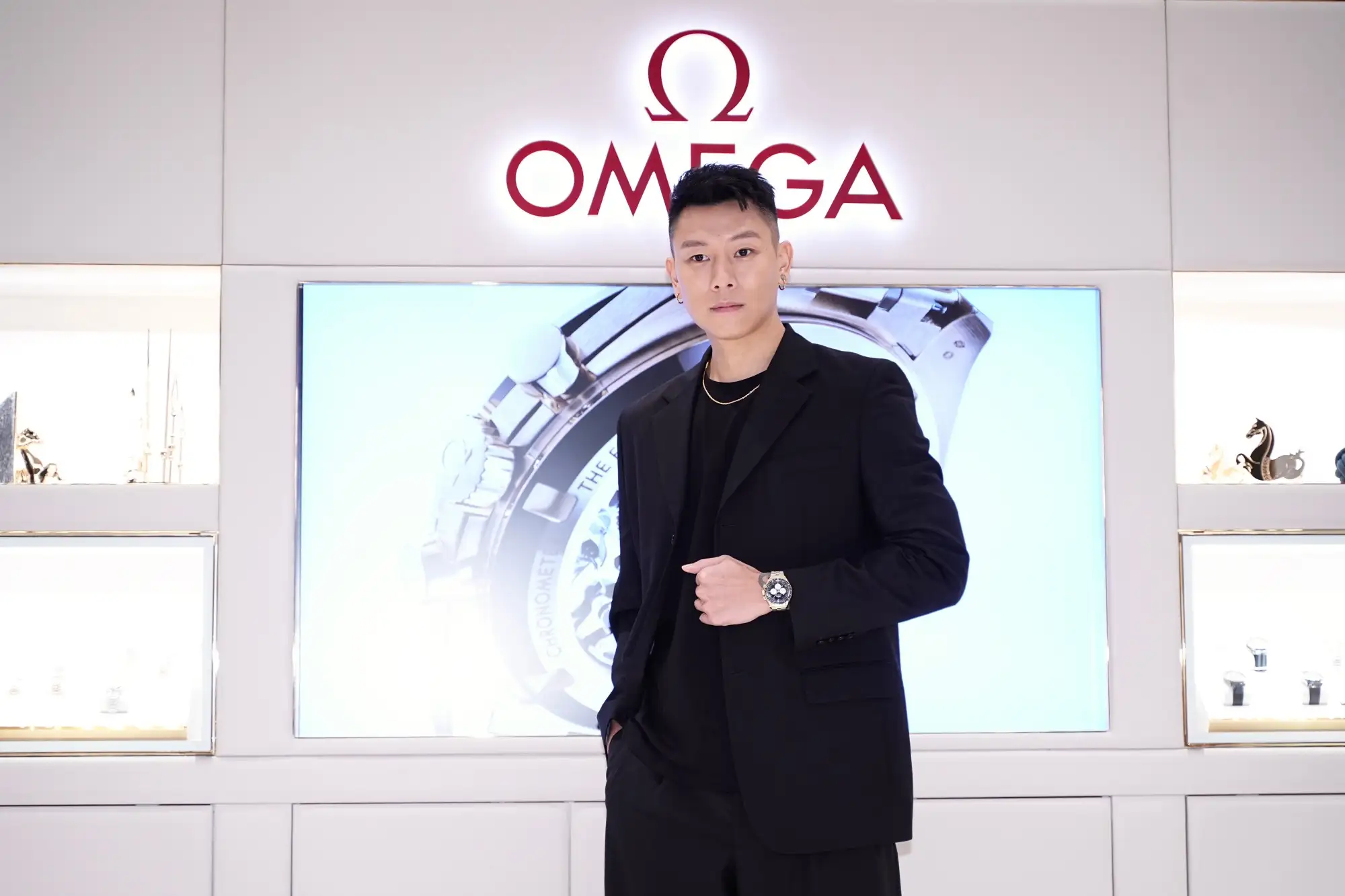 瘦子表示右腳康復還需要一個月時間。(圖/娛樂中心)