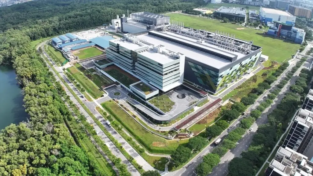 VSMC 約 20.5 個月完成建廠,創下當地晶圓廠建設紀錄。圖/取自 VSMC 臉書
